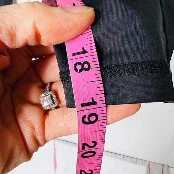 Joyshaper Black High Waisted Rise Capri Active Pants Side Phone Pockets Sz 2XL - Picture 7 of 8